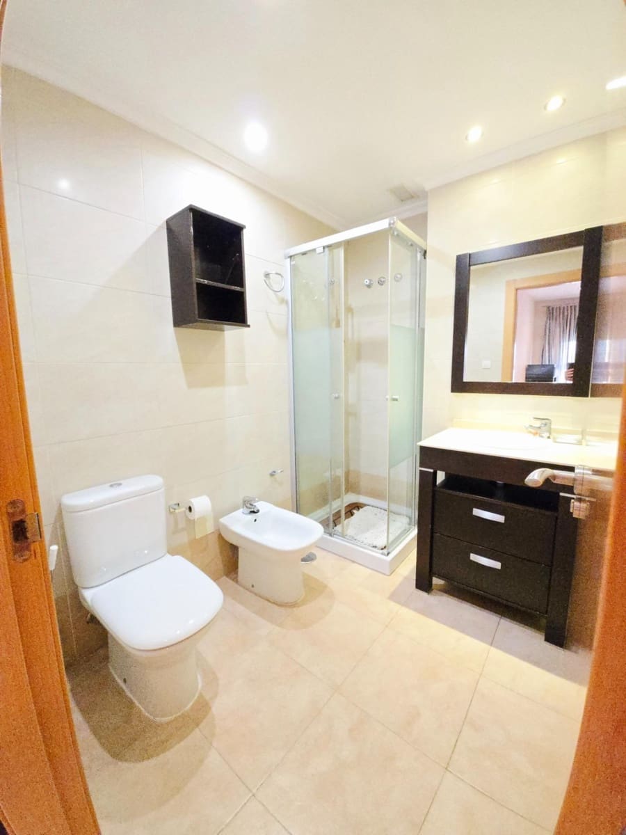 3 bedroom Flat for sale in Elda with garage - € 179,500 (Ref: 9892548)