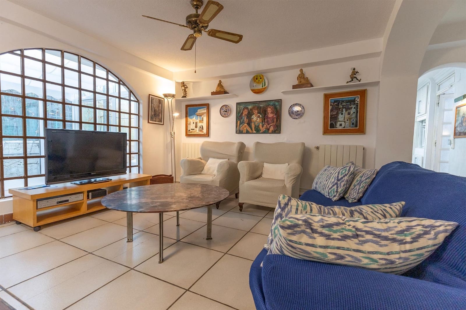 6 bedroom Villa for sale in El Campello with garage - € 525,000 (Ref: 9929557)