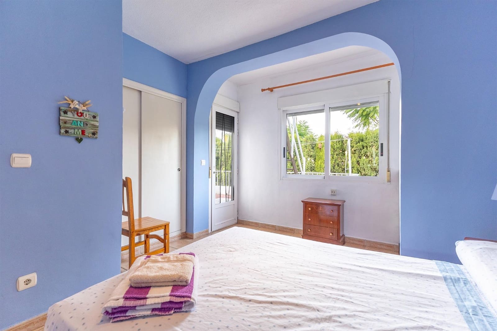 6 bedroom Villa for sale in El Campello with garage - € 525,000 (Ref: 9929557)