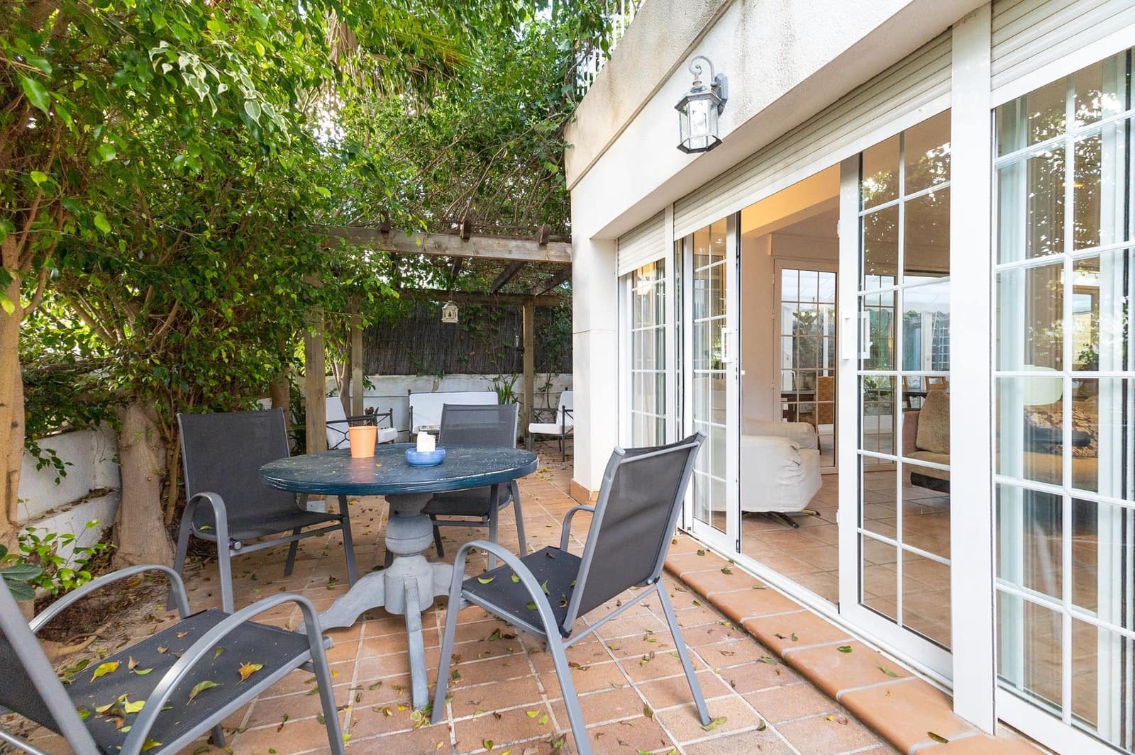 6 bedroom Villa for sale in El Campello with garage - € 525,000 (Ref: 9929557)