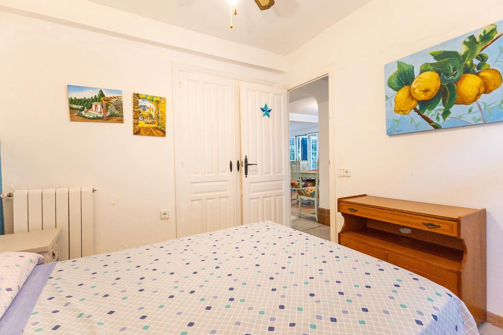 6 bedroom Villa for sale in El Campello with garage - € 525,000 (Ref: 9929557)