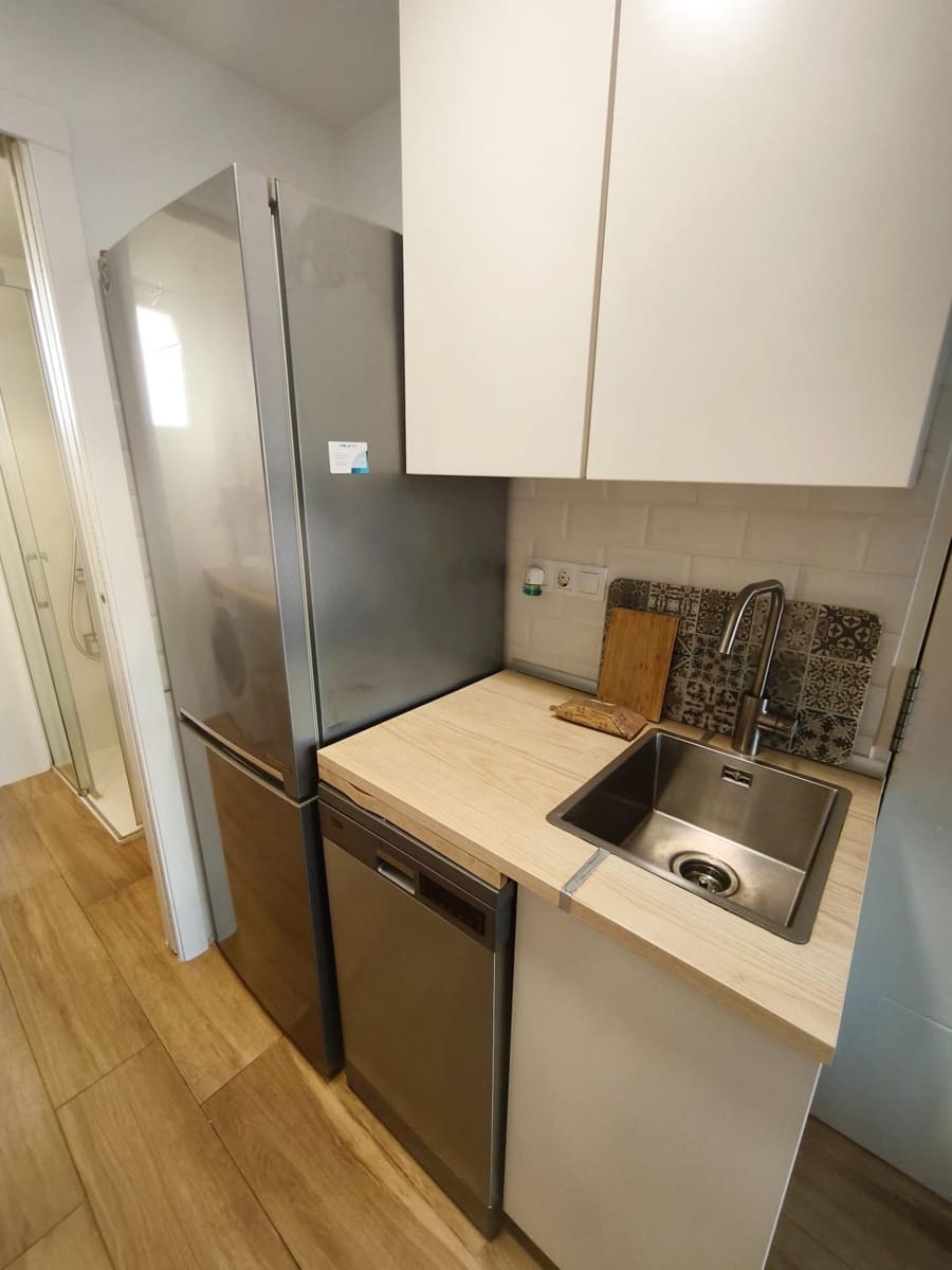 1 soveværelse Lejlighed til salg i Playa de San Juan med swimmingpool - € 199.995 (Ref: 9945912)