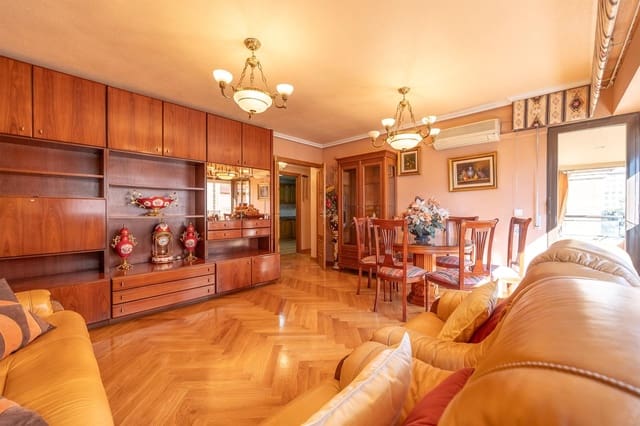 4 slaapkamer Flat te koop in Alicante stad met garage - € 410.000 (Ref: 9949979)