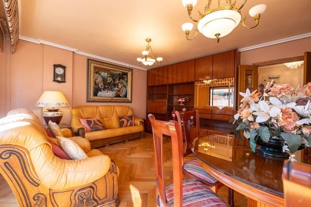 4 slaapkamer Flat te koop in Alicante stad met garage - € 410.000 (Ref: 9949979)
