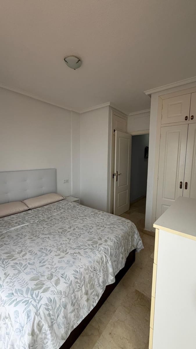 4 sovrum Radhus till salu i Gran Alacant med pool - 490 000 € (Ref: 9949981)