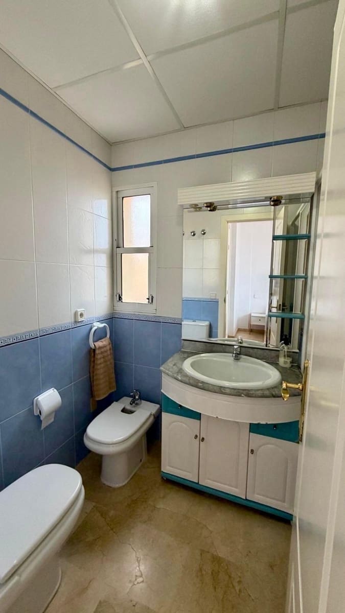 4 sovrum Radhus till salu i Gran Alacant med pool - 490 000 € (Ref: 9949981)