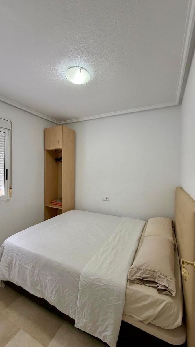 4 sovrum Radhus till salu i Gran Alacant med pool - 490 000 € (Ref: 9949981)