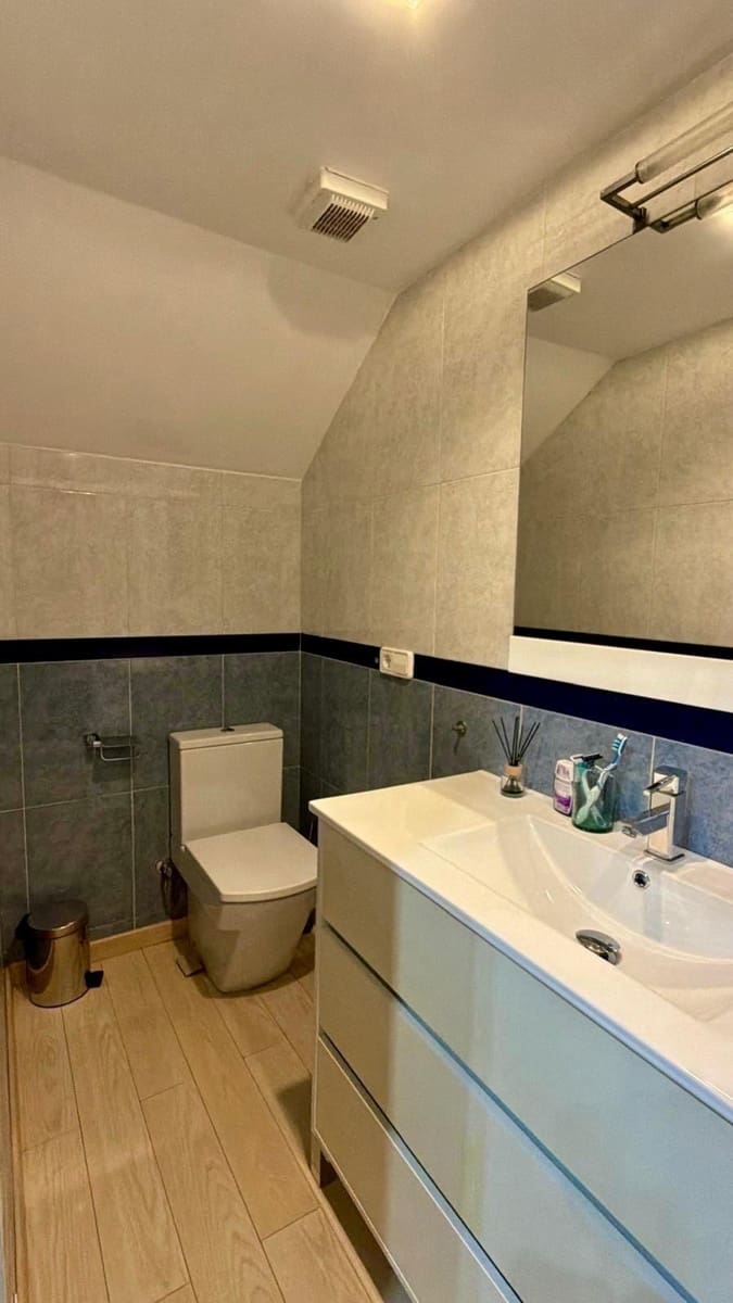 4 sovrum Radhus till salu i Gran Alacant med pool - 490 000 € (Ref: 9949981)