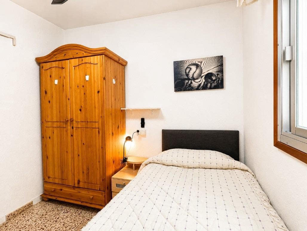 4 slaapkamer Flat te koop in Alicante stad - € 375.000 (Ref: 9949988)