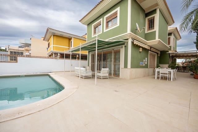 5 soverom Villa til salgs i Playa de San Juan, Alicante by med svømmebasseng garasje - € 1 295 000 (Ref: 9949995)