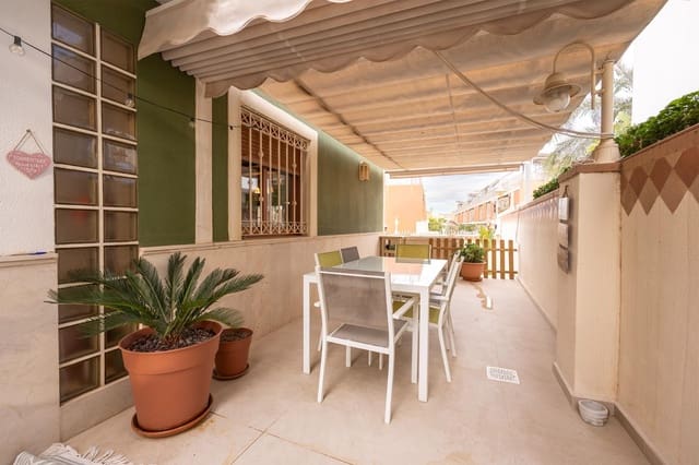 5 soverom Villa til salgs i Playa de San Juan, Alicante by med svømmebasseng garasje - € 1 295 000 (Ref: 9949995)