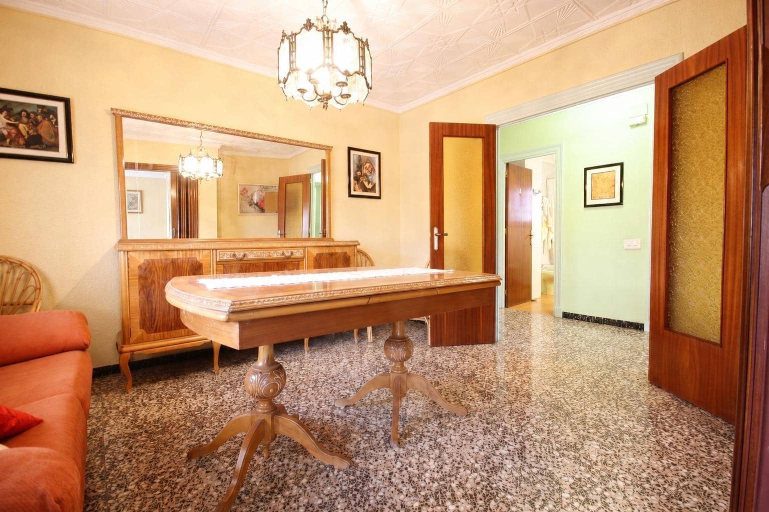 5 soverom Villa til salgs i Elda med svømmebasseng - € 275 000 (Ref: 9952787)