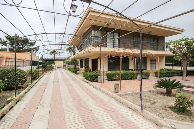 5 soverom Villa til salgs i Elda med svømmebasseng - € 275 000 (Ref: 9952787)