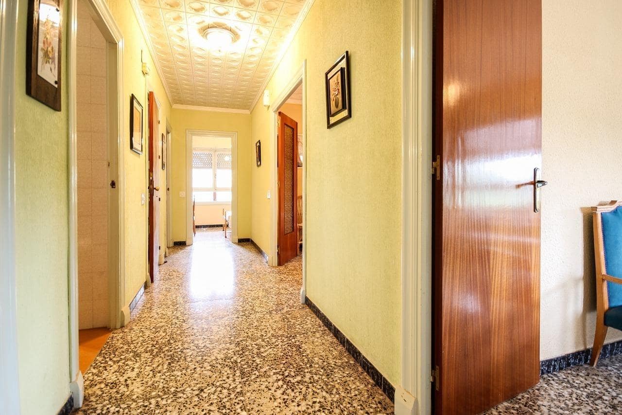 5 soverom Villa til salgs i Elda med svømmebasseng - € 275 000 (Ref: 9952787)