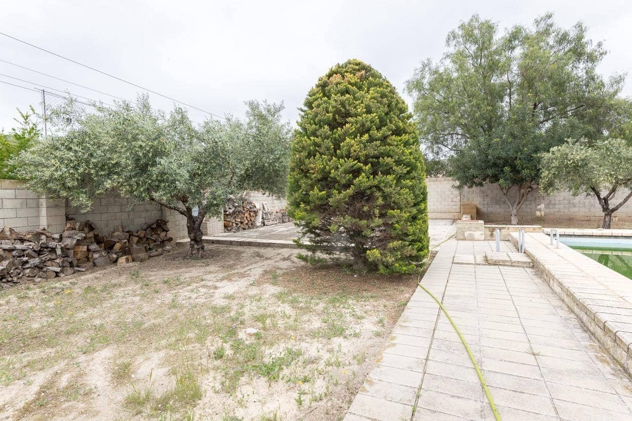 5 soverom Villa til salgs i Elda med svømmebasseng - € 275 000 (Ref: 9952787)