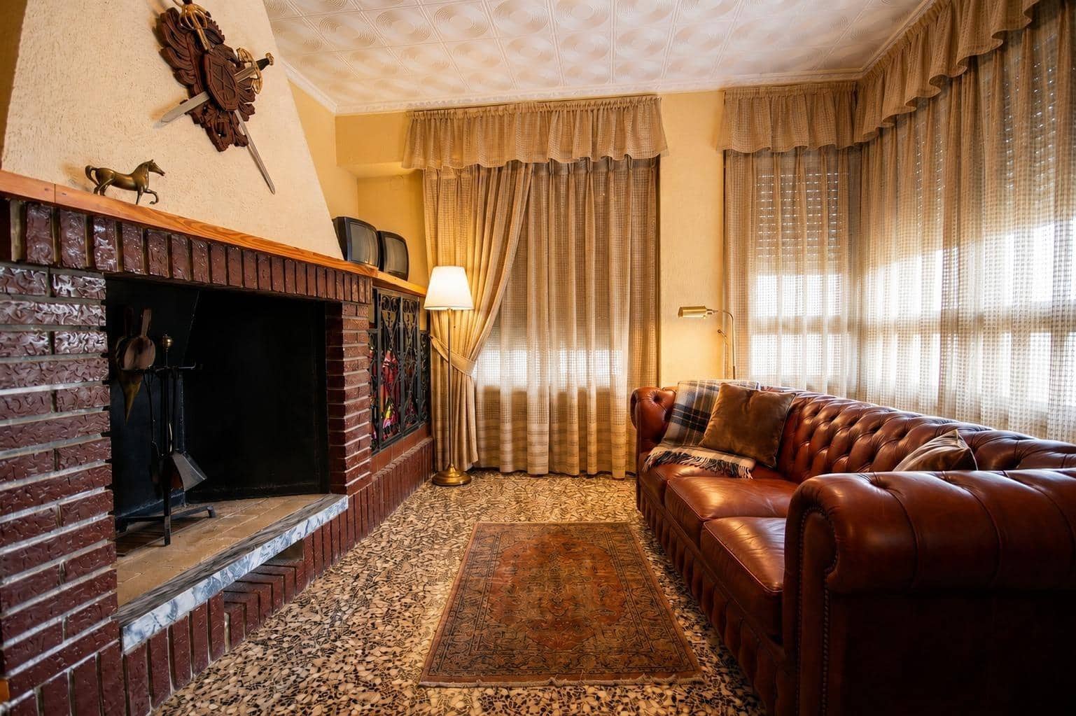 5 soverom Villa til salgs i Elda med svømmebasseng - € 275 000 (Ref: 9952787)