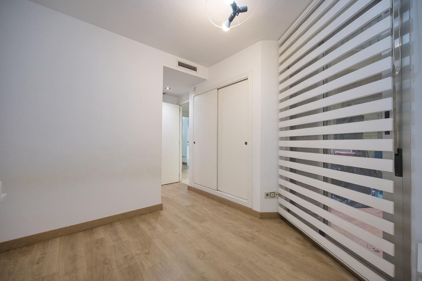 3 soveværelse Lejlighed til salg i Alicante by - € 370.000 (Ref: 9952790)