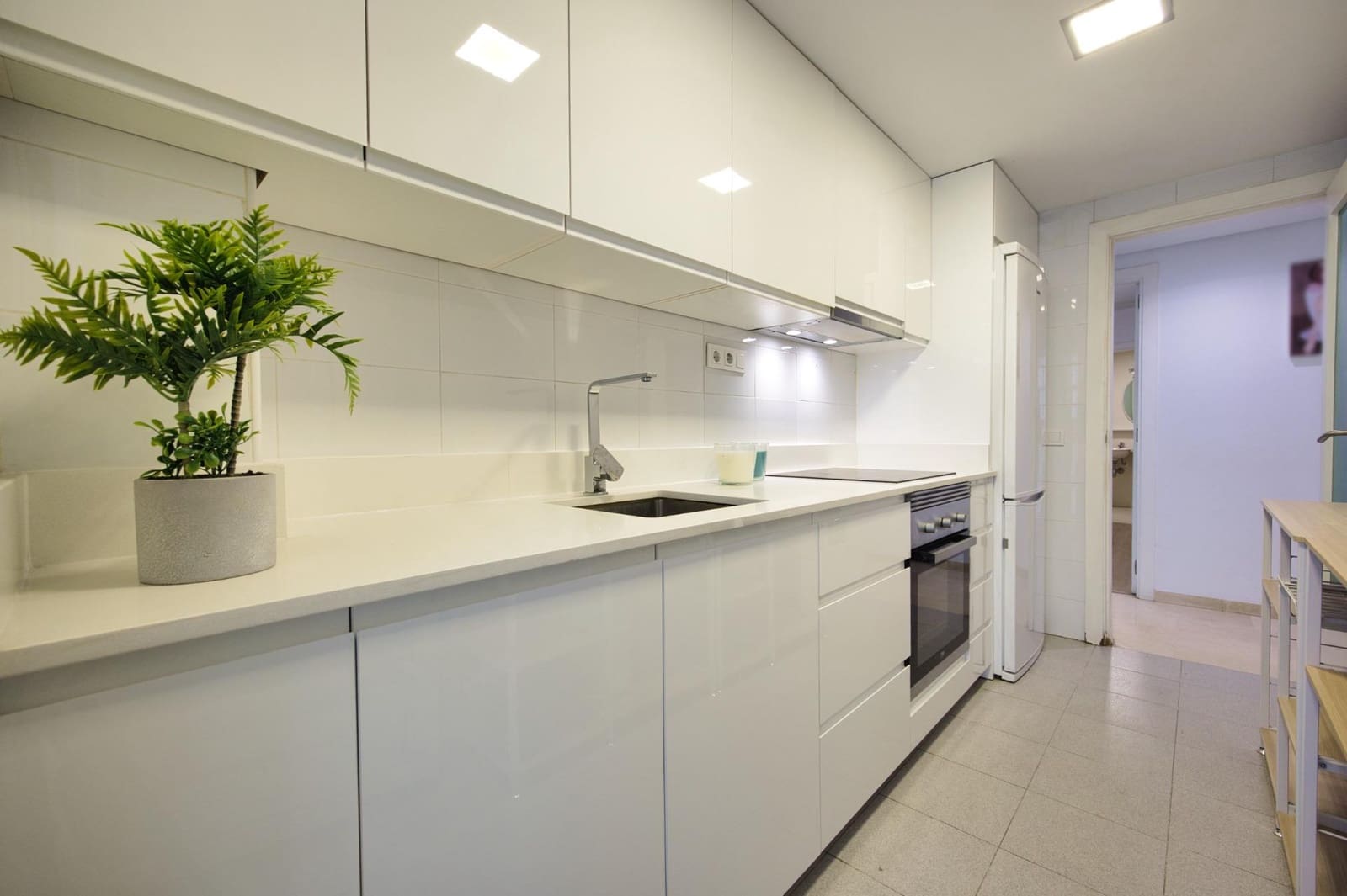 3 soveværelse Lejlighed til salg i Alicante by - € 370.000 (Ref: 9952790)