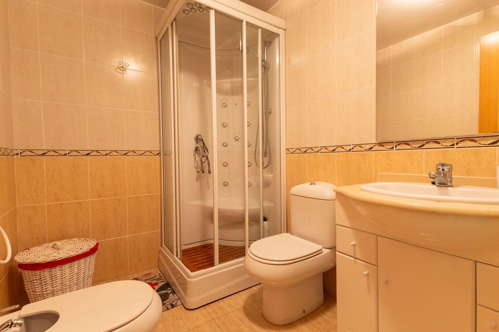 3 soverom Leilighet til salgs i Alicante by med svømmebasseng garasje - € 326 000 (Ref: 9952794)