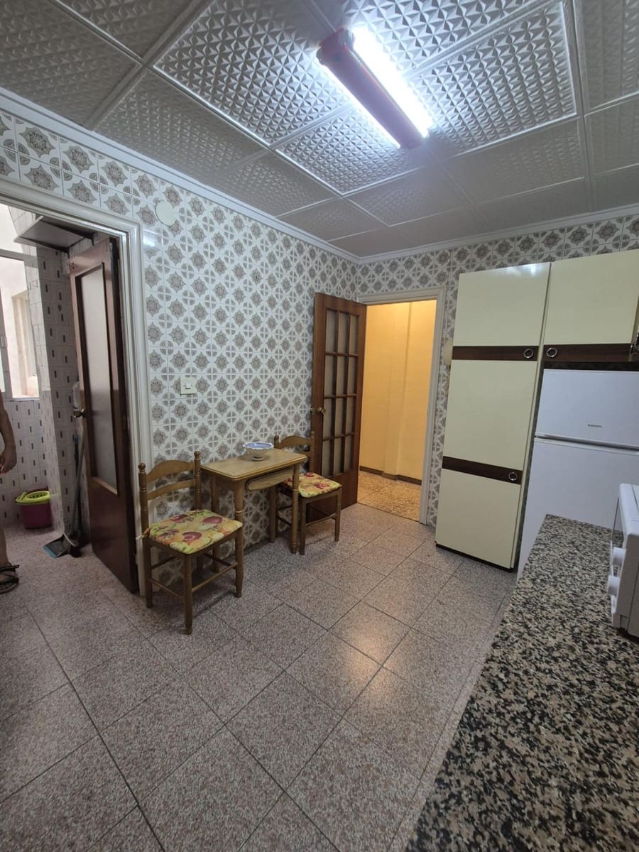 3 soverom Leilighet til salgs i Elda - € 120 000 (Ref: 9970773)