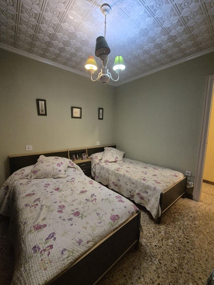 3 soverom Leilighet til salgs i Elda - € 120 000 (Ref: 9970773)