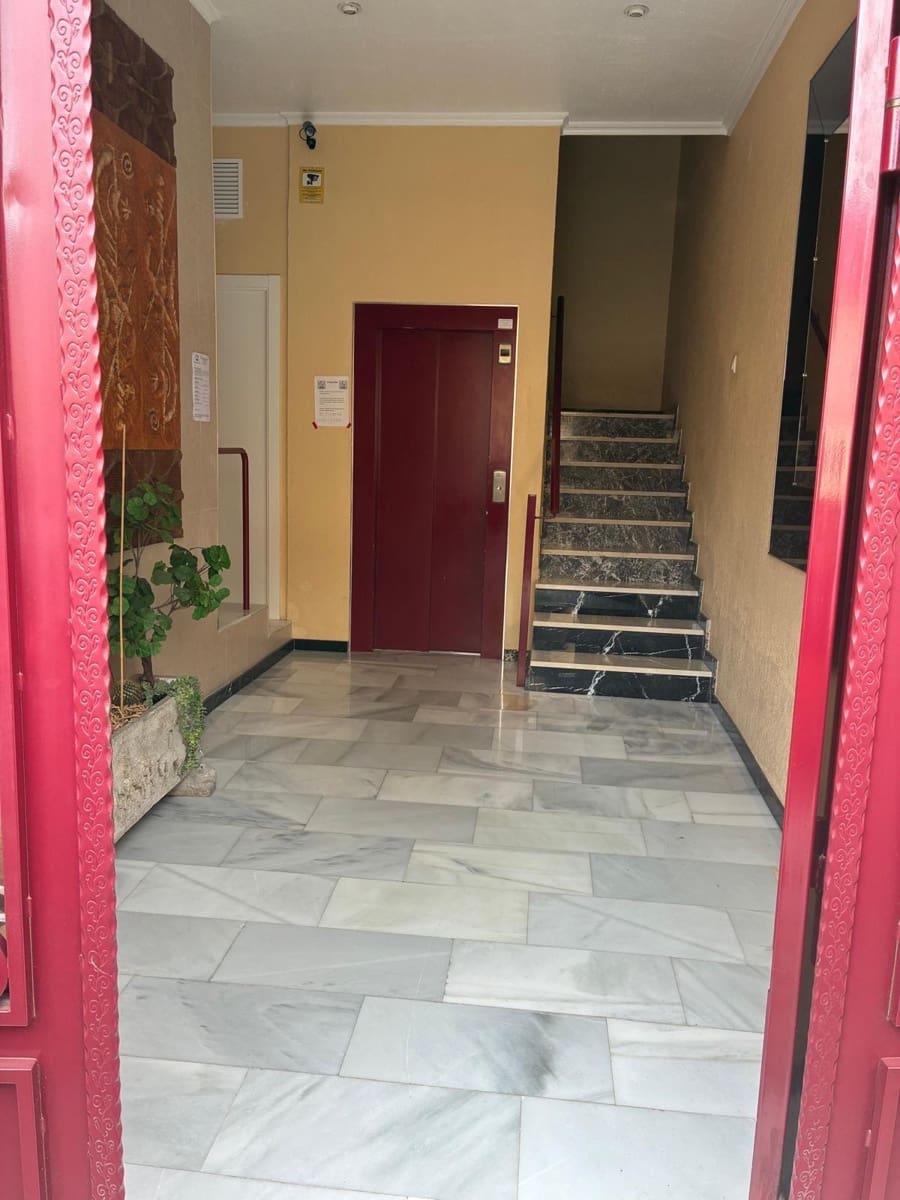 3 soverom Leilighet til salgs i Elda - € 120 000 (Ref: 9970773)
