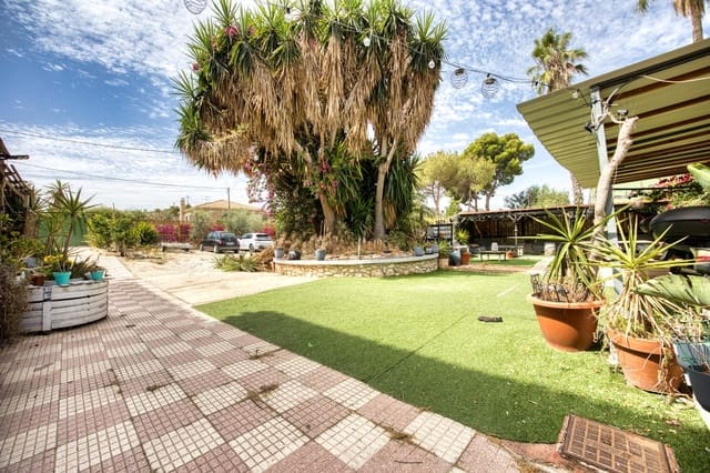 5 bedroom Villa for sale in Petrel / Petrer with pool - € 690,000 (Ref: 9970774)