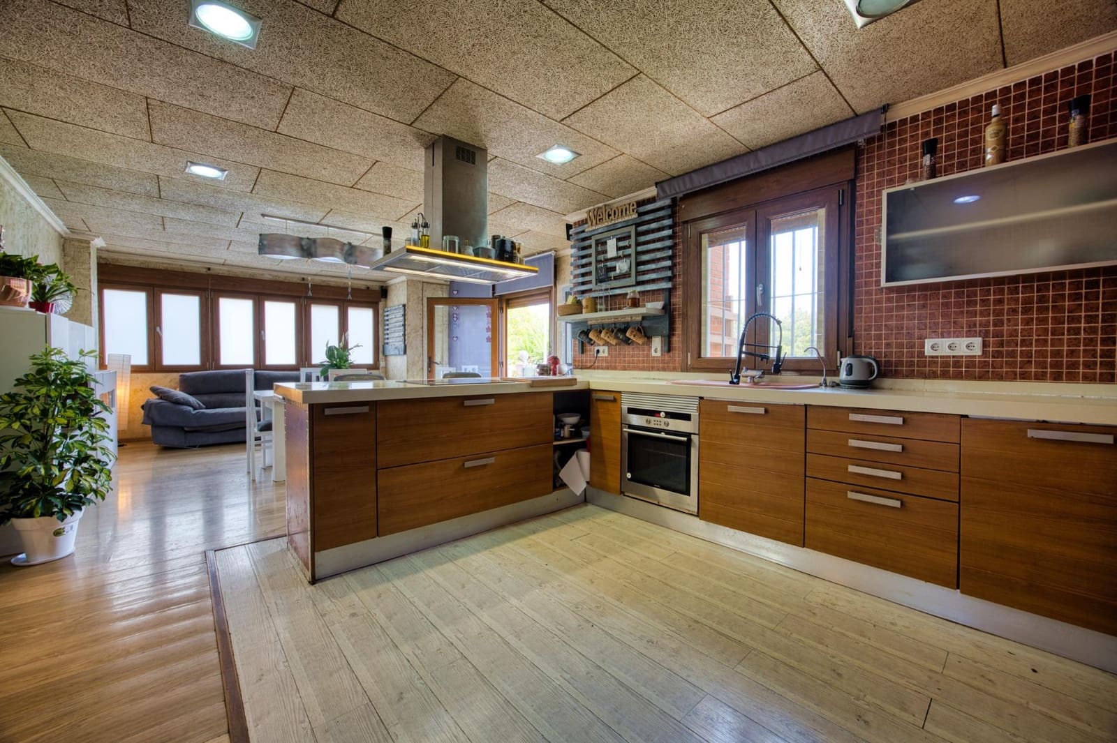 5 sypialnia Willa na sprzedaż w Petrel / Petrer z basenem - 690 000 € (Ref: 9970774)