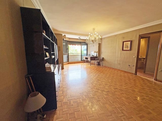 4 soveværelse Lejlighed til salg i Alicante by - € 452.000 (Ref: 9973513)