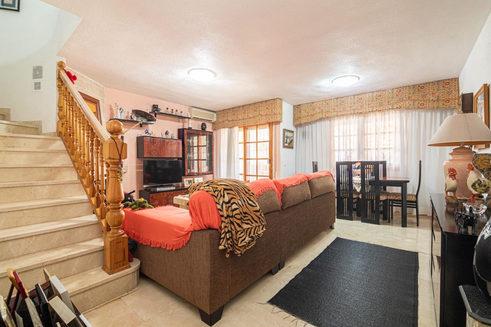 4 bedroom Terraced Villa for sale in Playa de San Juan with pool garage - € 650,000 (Ref: 9975601)