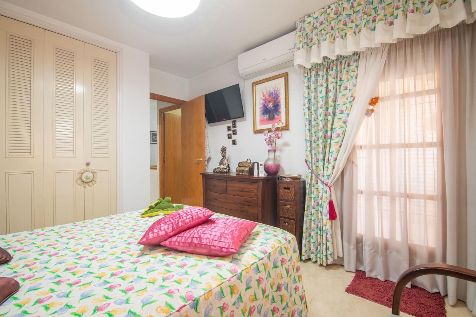 4 bedroom Terraced Villa for sale in Playa de San Juan with pool garage - € 650,000 (Ref: 9975601)