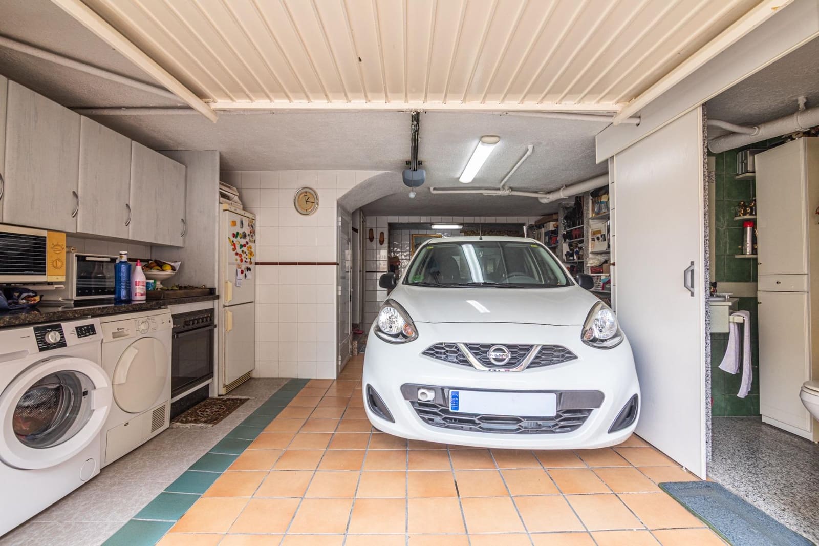 4 bedroom Terraced Villa for sale in Playa de San Juan with pool garage - € 650,000 (Ref: 9975601)