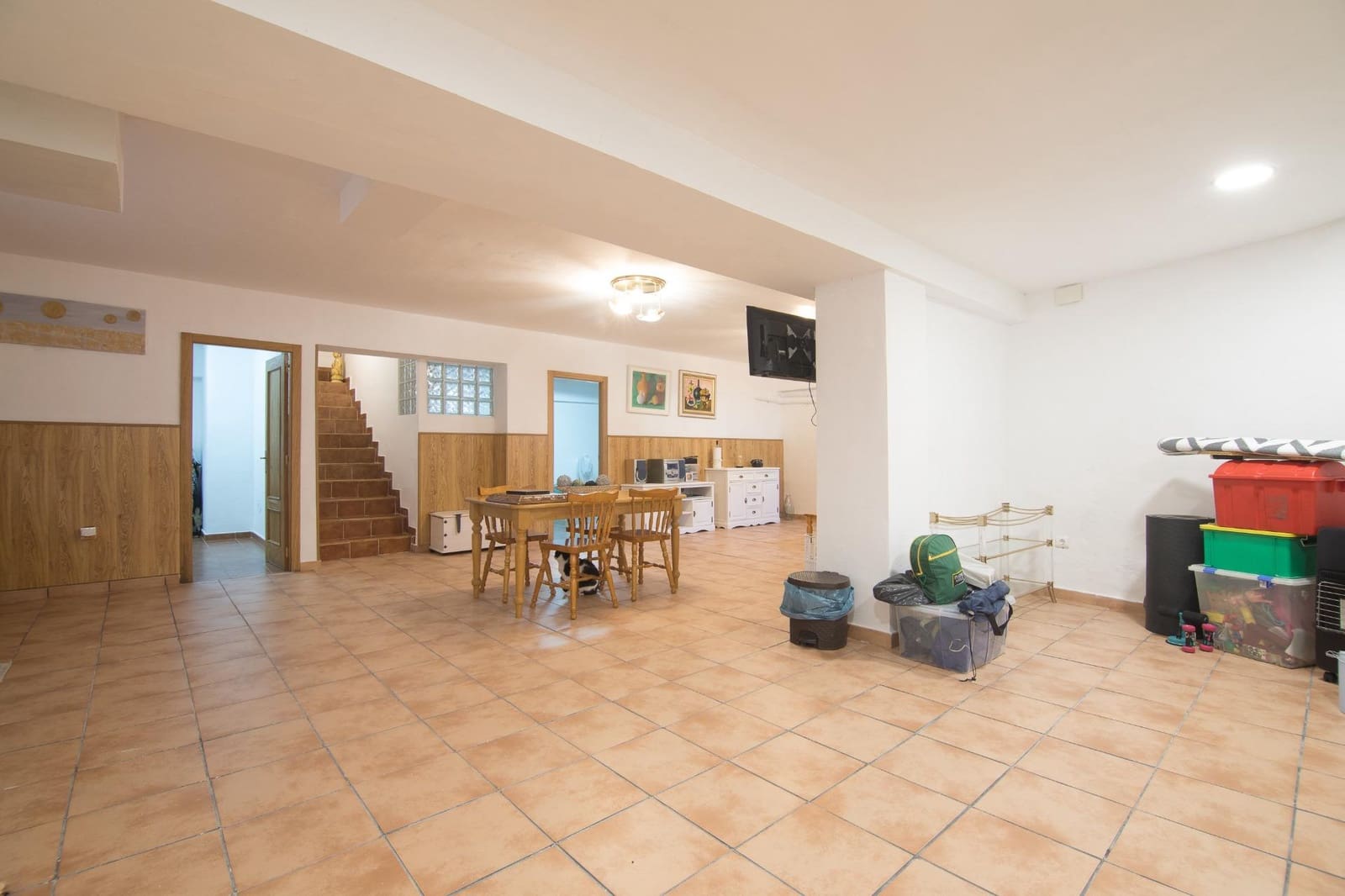 5 bedroom Villa for sale in Monforte del Cid - € 359,900 (Ref: 9975602)