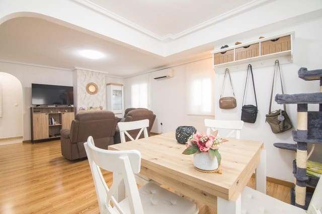 5 soveværelse Villa til salg i Monforte del Cid - € 359.900 (Ref: 9975602)