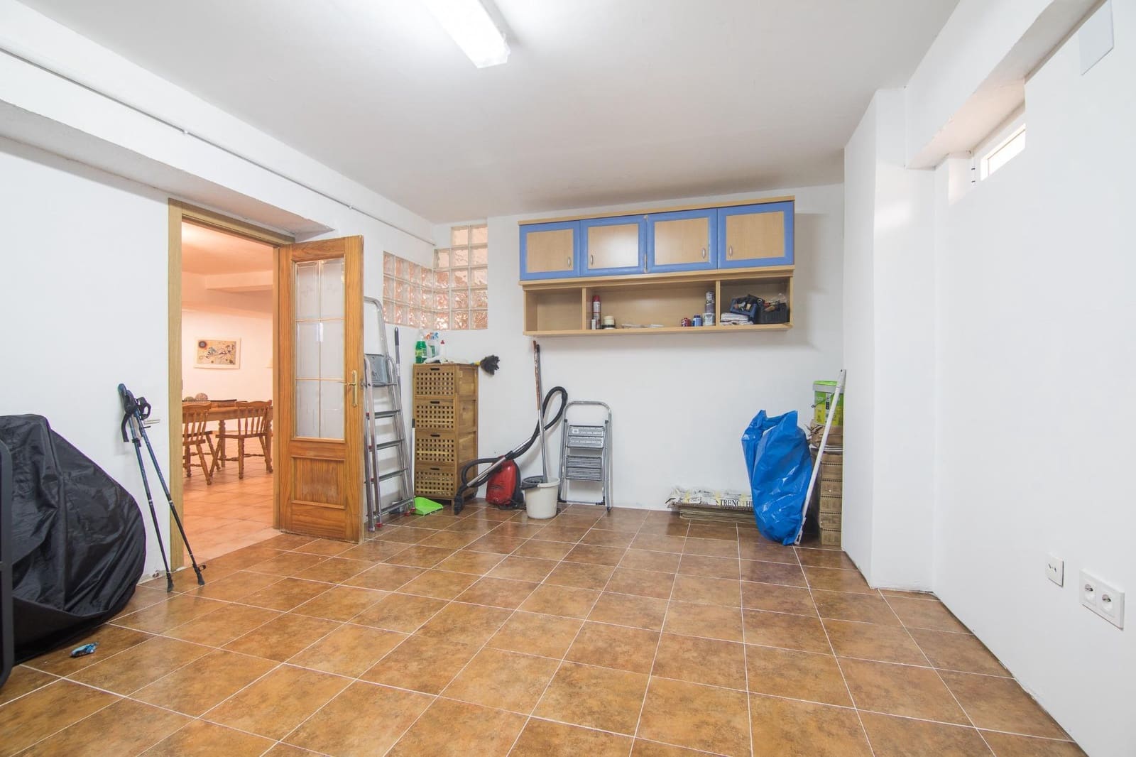 5 bedroom Villa for sale in Monforte del Cid - € 359,900 (Ref: 9975602)
