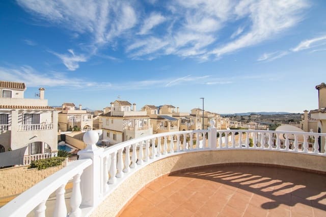 5 soveværelse Villa til salg i Monforte del Cid - € 359.900 (Ref: 9975602)