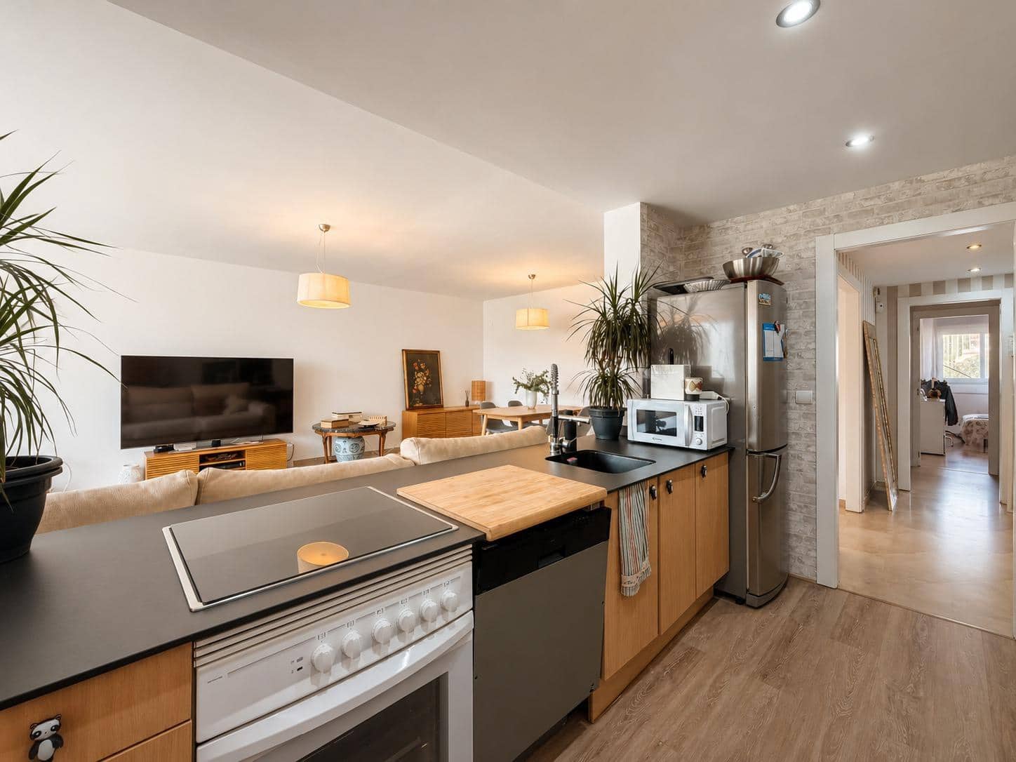 Piso de 3 habitaciones en Playa de San Juan en venta con piscina garaje - 464.900 € (Ref: 9977472)