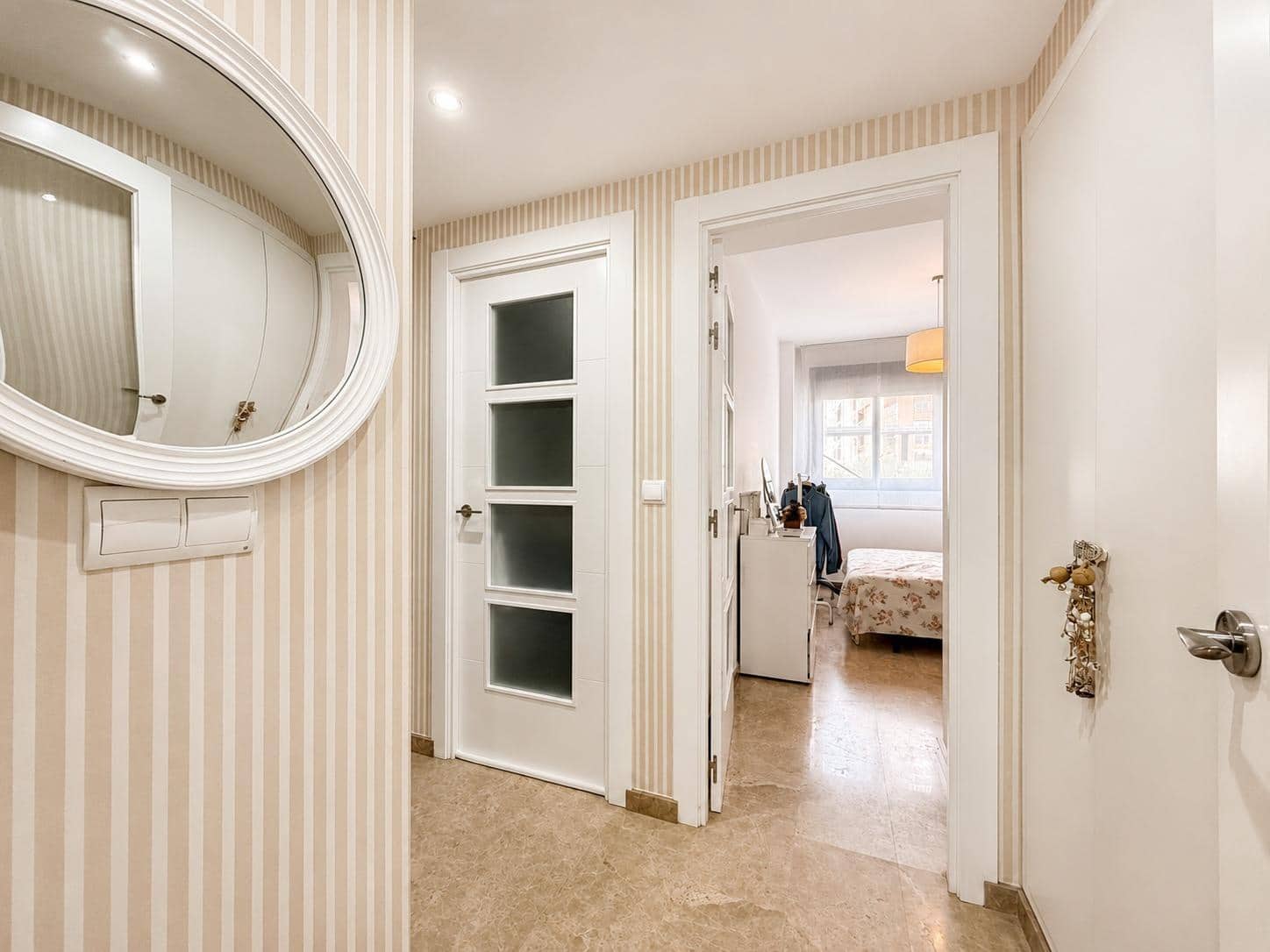 Piso de 3 habitaciones en Playa de San Juan en venta con piscina garaje - 464.900 € (Ref: 9977472)