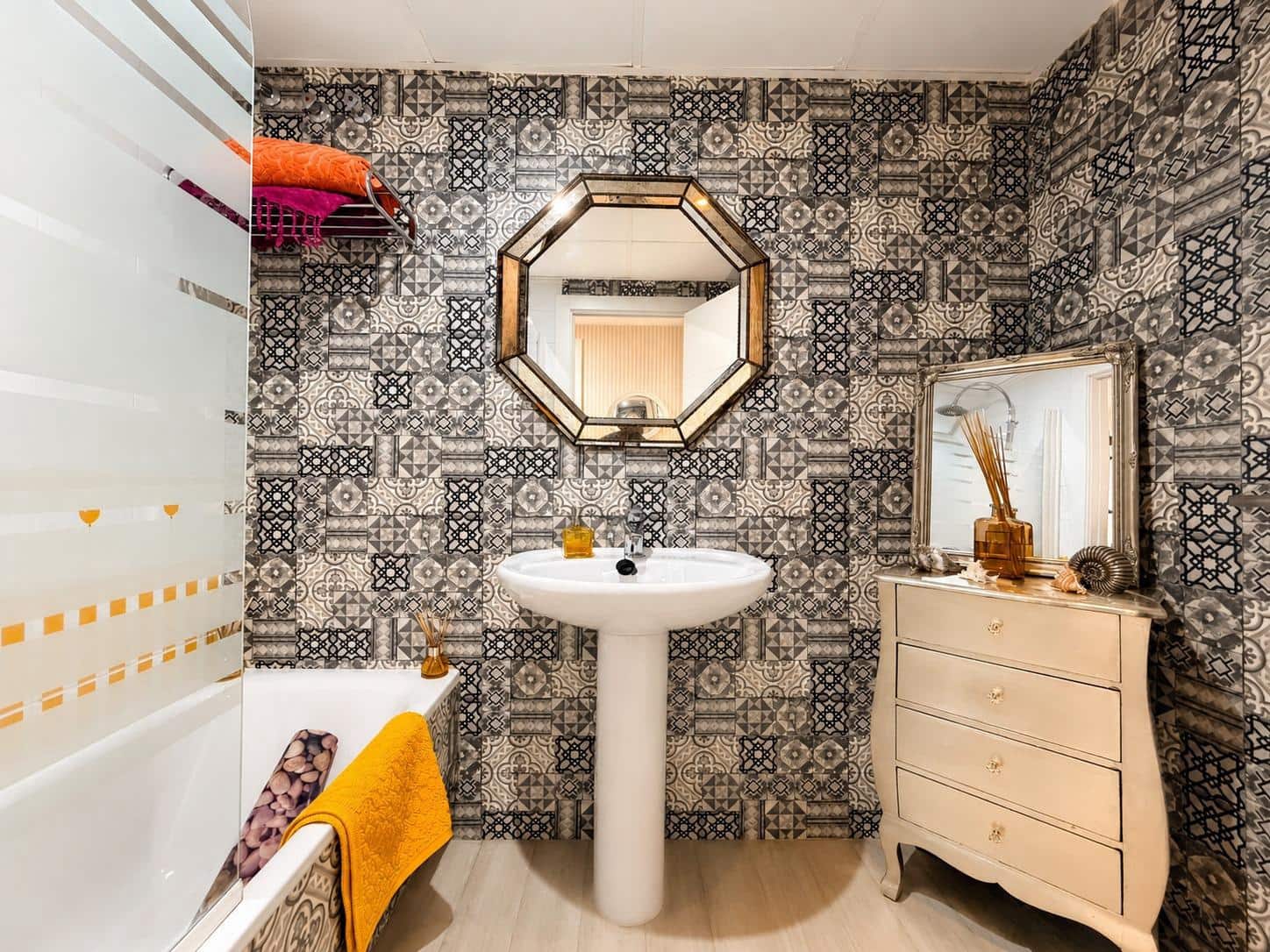 Piso de 3 habitaciones en Playa de San Juan en venta con piscina garaje - 464.900 € (Ref: 9977472)