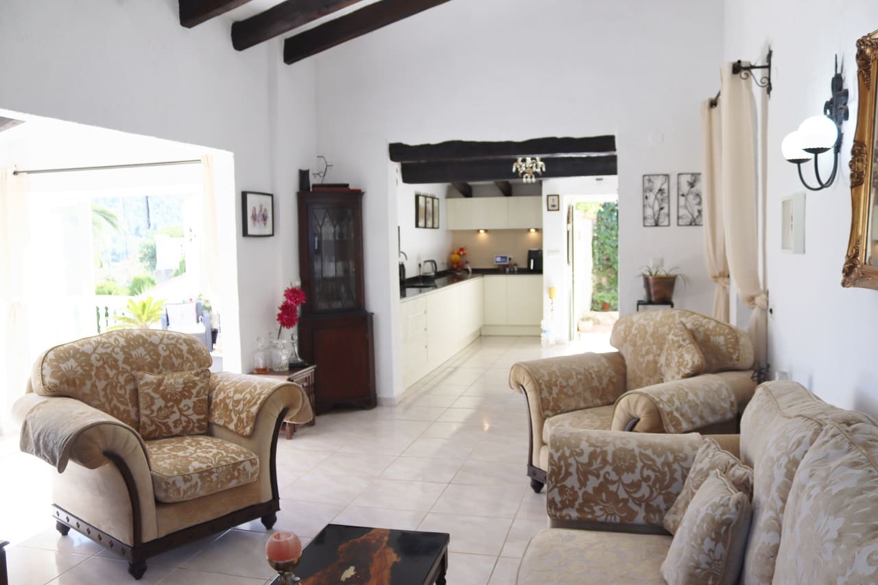 6 camera da letto Villa in vendita in Orba con piscina - 499.950 € (Rif: 10095015)