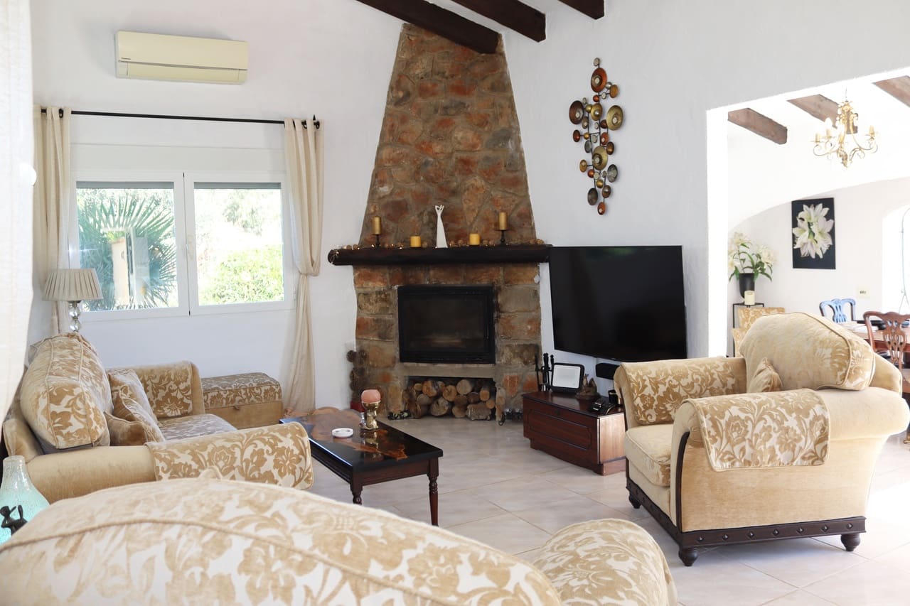 6 camera da letto Villa in vendita in Orba con piscina - 499.950 € (Rif: 10095015)