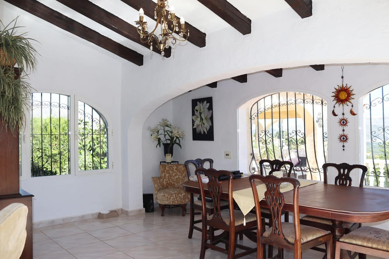 6 camera da letto Villa in vendita in Orba con piscina - 499.950 € (Rif: 10095015)