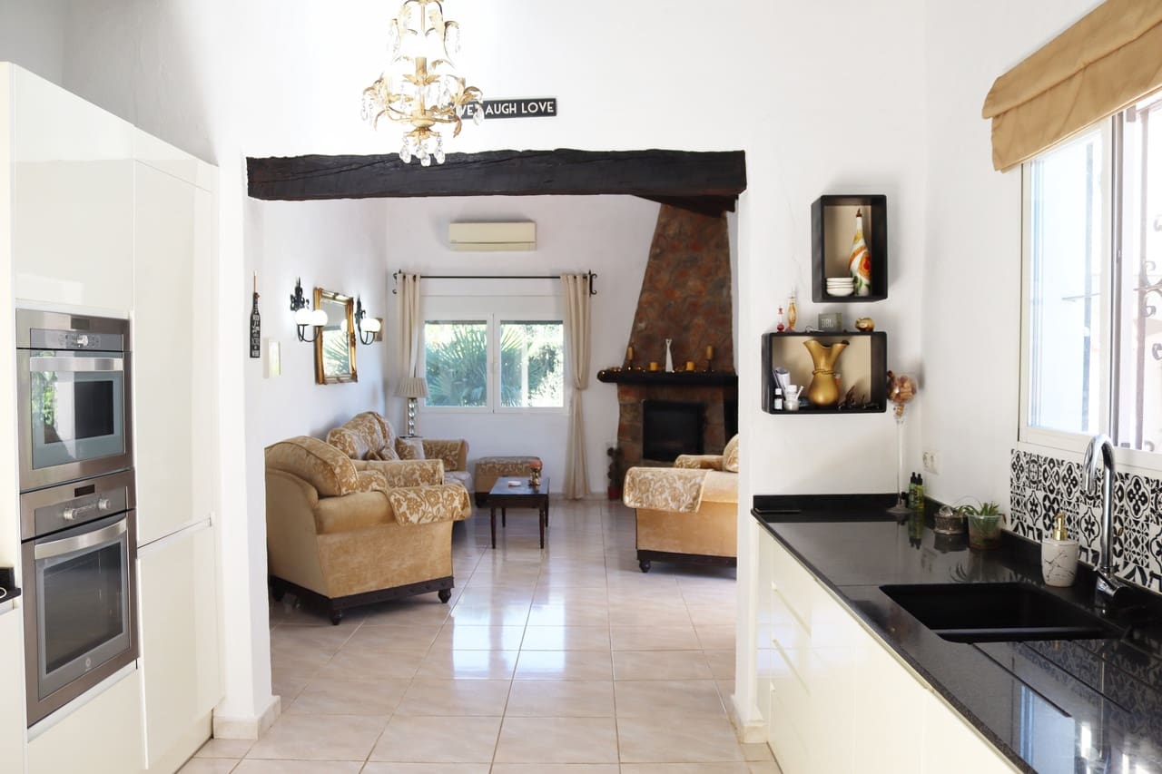 6 camera da letto Villa in vendita in Orba con piscina - 499.950 € (Rif: 10095015)
