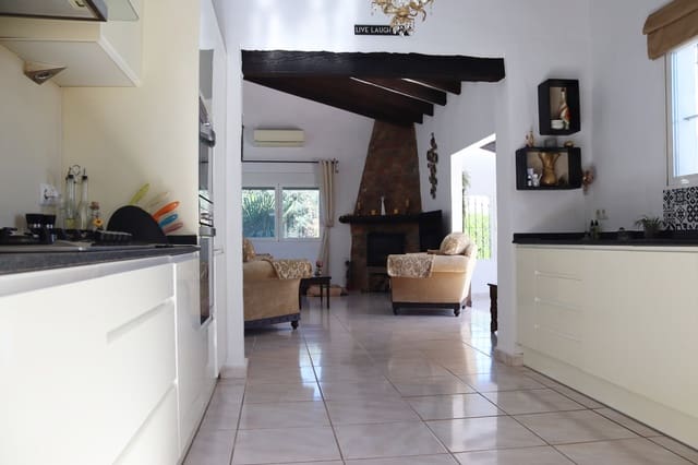 6 Zimmer Villa zu verkaufen in Orba mit Pool - 499.950 € (Ref: 10095015)