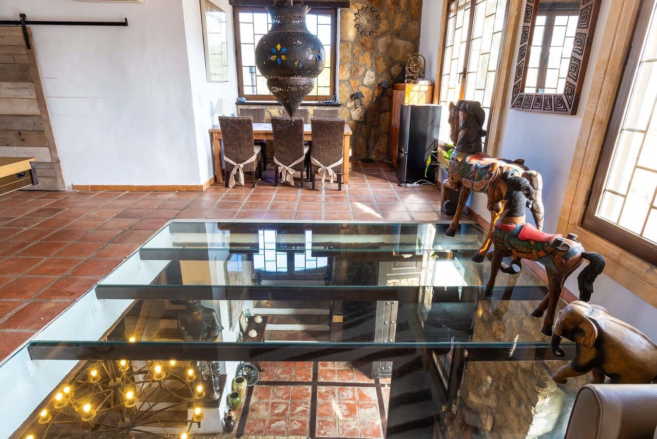 6 bedroom Finca/Country House for sale in Jalon / Xalo with pool garage - € 1,195,000 (Ref: 7409877)