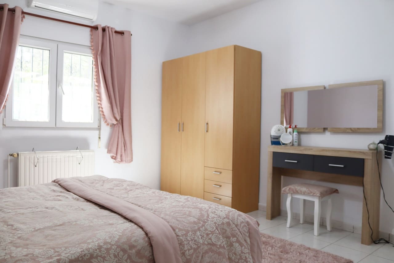 5 bedroom Villa for sale in Parcent with garage - € 360,000 (Ref: 9204928)