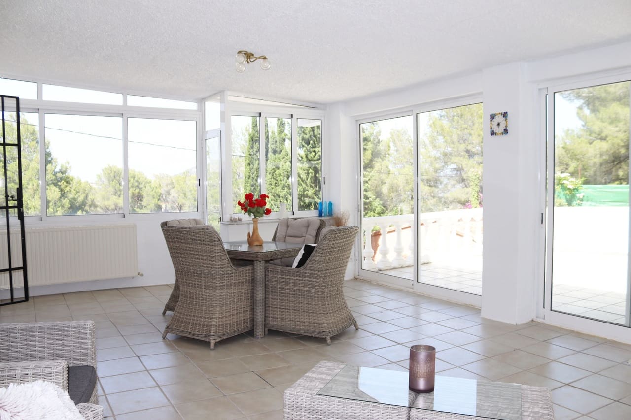 5 bedroom Villa for sale in Parcent with garage - € 360,000 (Ref: 9204928)