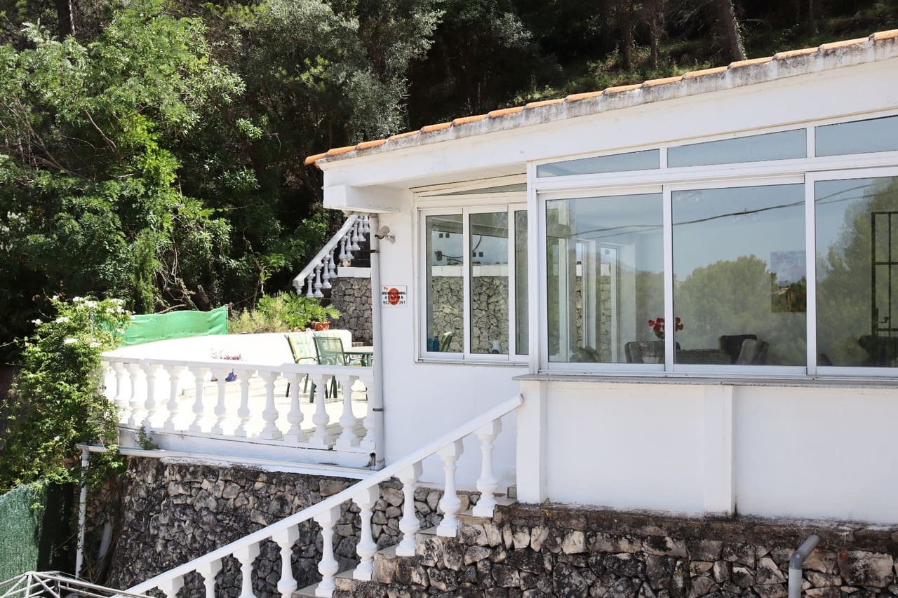 5 bedroom Villa for sale in Parcent with garage - € 360,000 (Ref: 9204928)