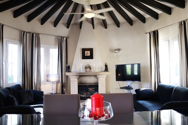 2 bedroom Villa for sale in Murla with garage - € 345,000 (Ref: 9298792)