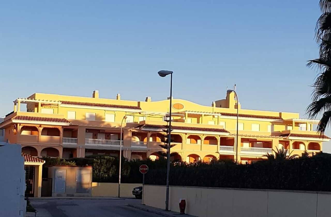 2 slaapkamer Appartement te koop in Denia met zwembad garage - € 345.000 (Ref: 9609519)